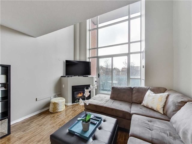 200 Manitoba St, #210