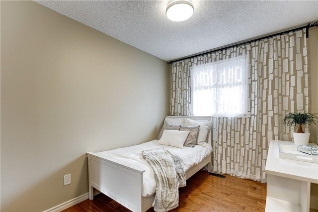 Listing W4007329 - Large Photo # 14