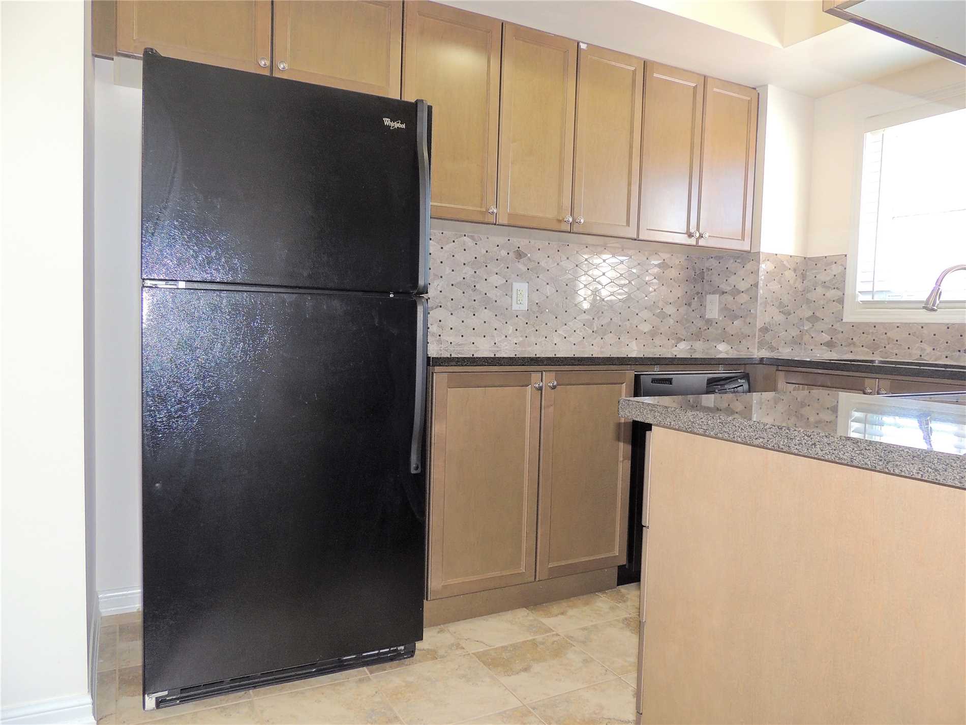 60 Baycliffe Cres, #303