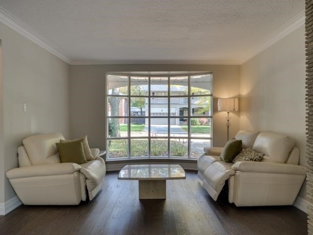 8 Greencoat Rd