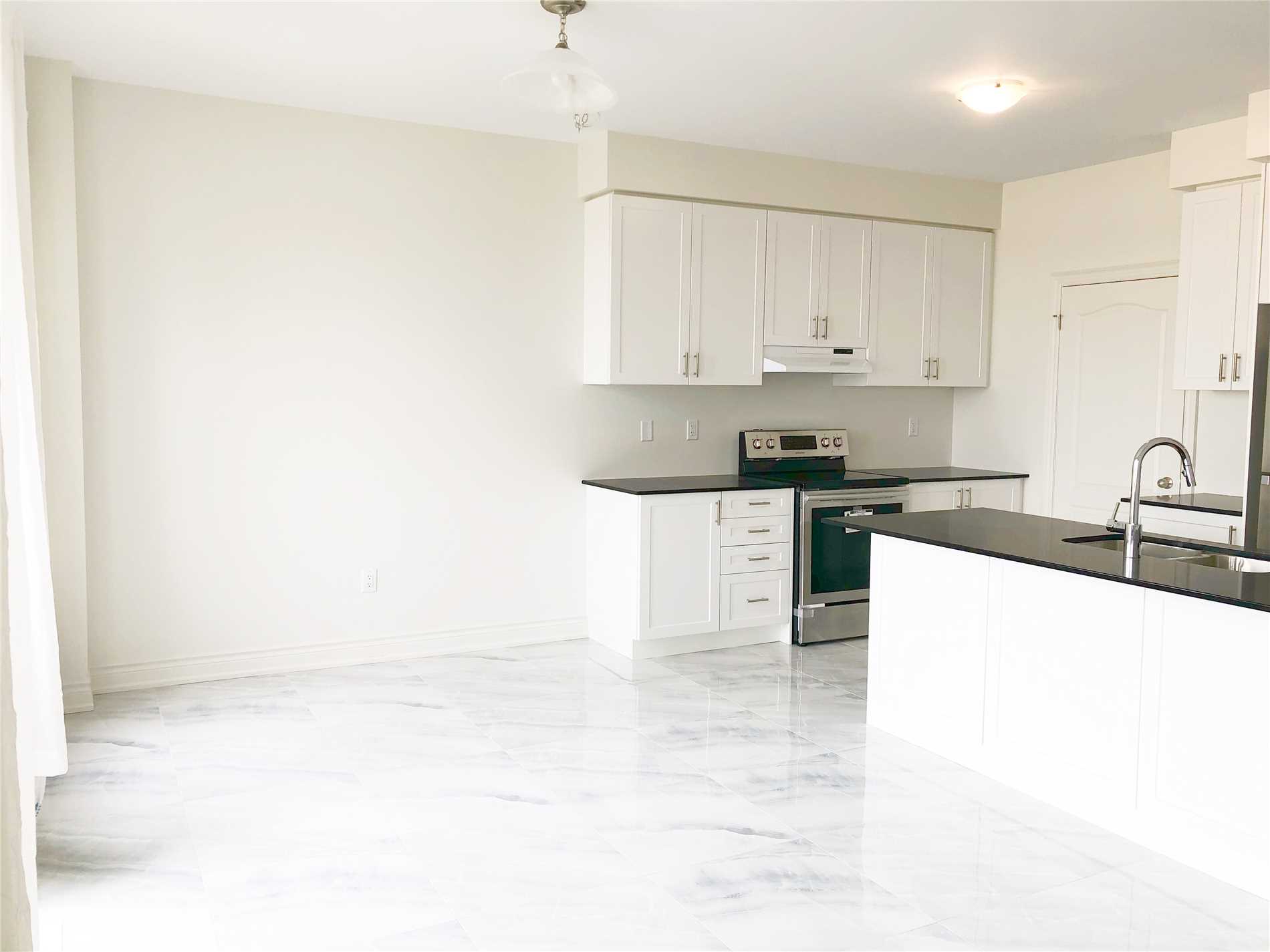 132 Meadow Vista Cres