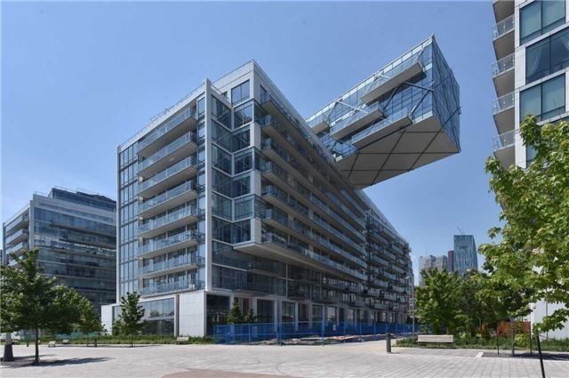 29 Queens Quay E #616