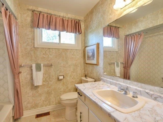 15 Pine Ridge Lane