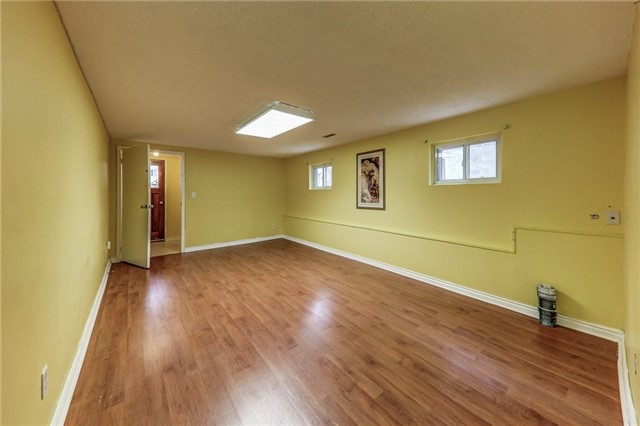 Listing W4003290 - Large Photo # 15