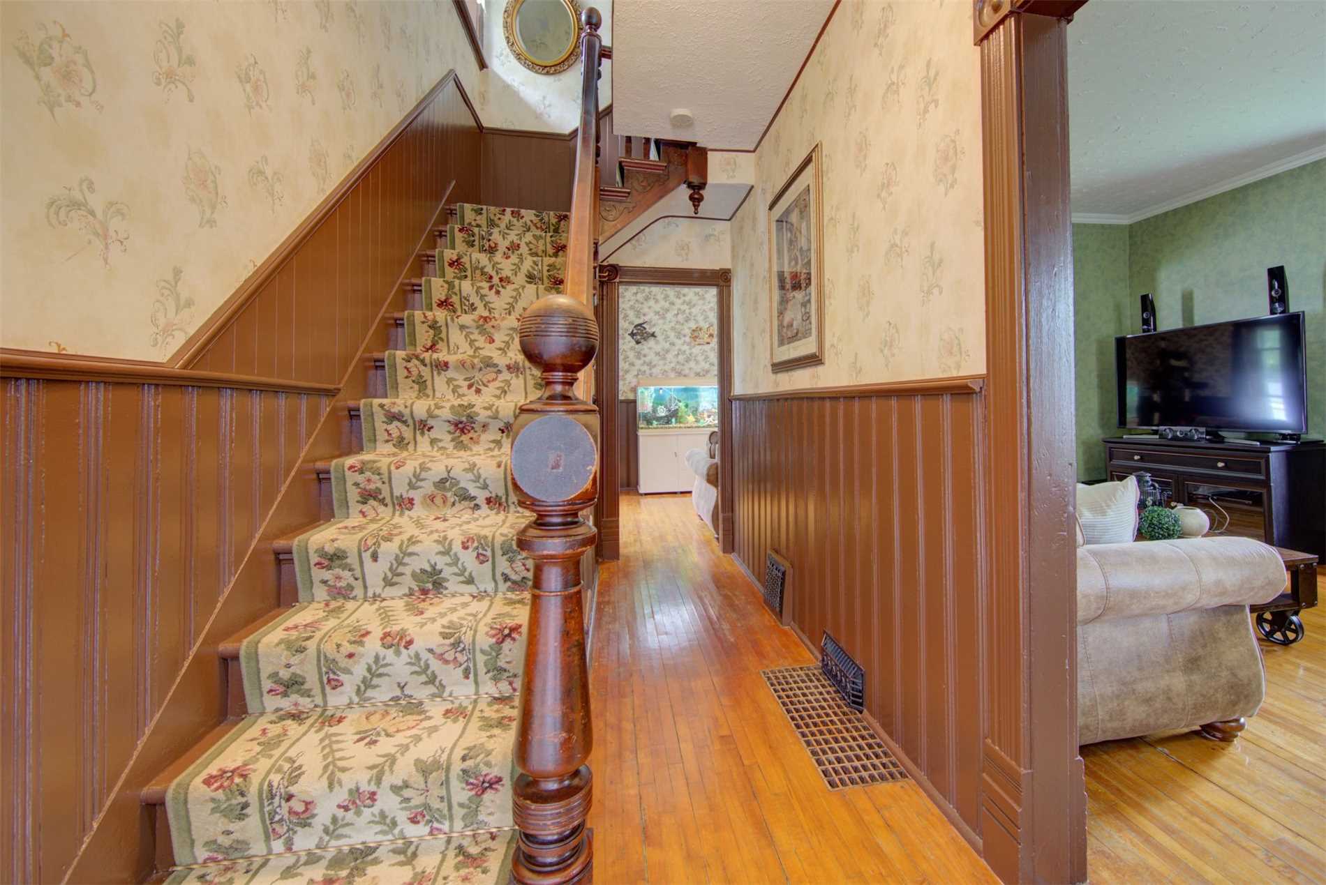 Listing X4502702 - Large Photo # 3