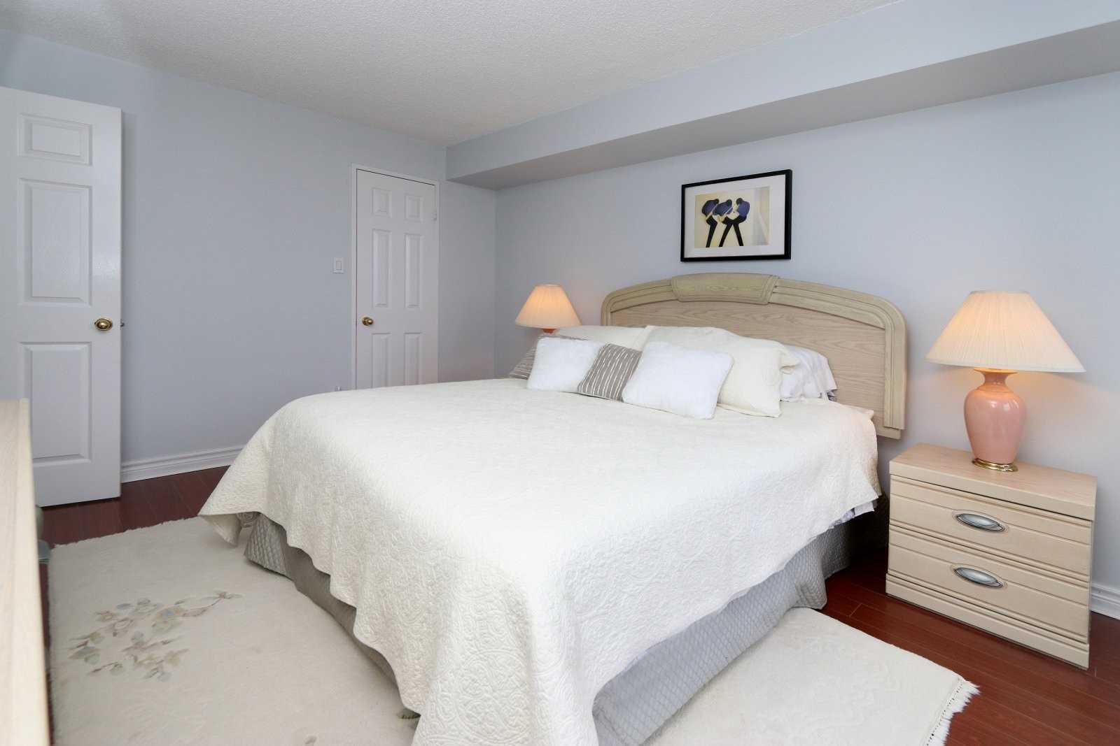 Listing W4595505 - Large Photo # 17