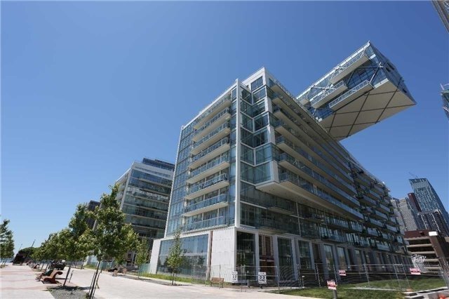 29 Queens Quay E #616