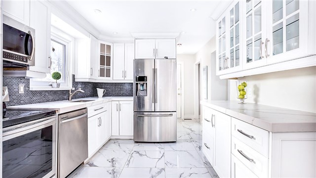 2594 Bromsgrove Rd