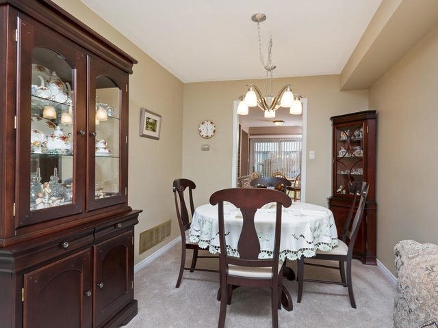 Listing W3693549 - Large Photo # 5