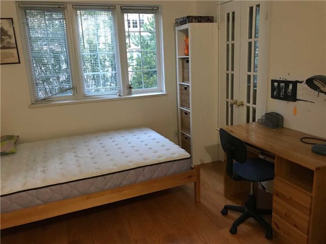 28 Sommerset Way #1520