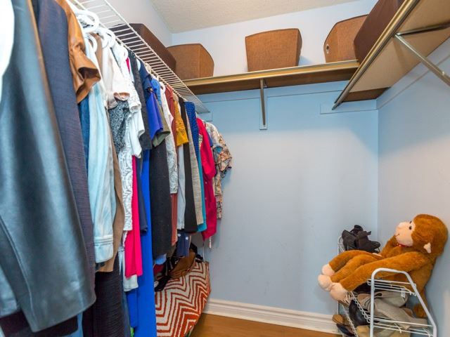 Listing W4058699 - Large Photo # 14