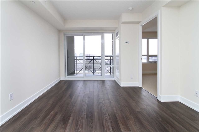 Listing W4230105 - Large Photo # 2
