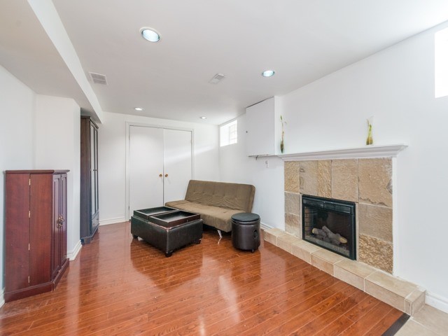 85 Aurora Heights Dr