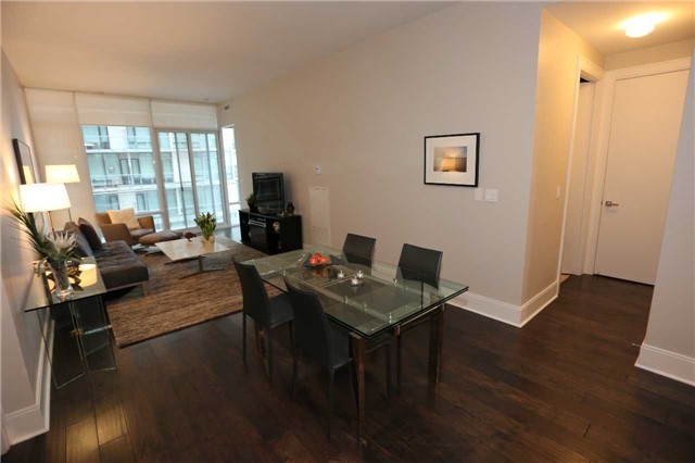 29 Queens Quay E #616