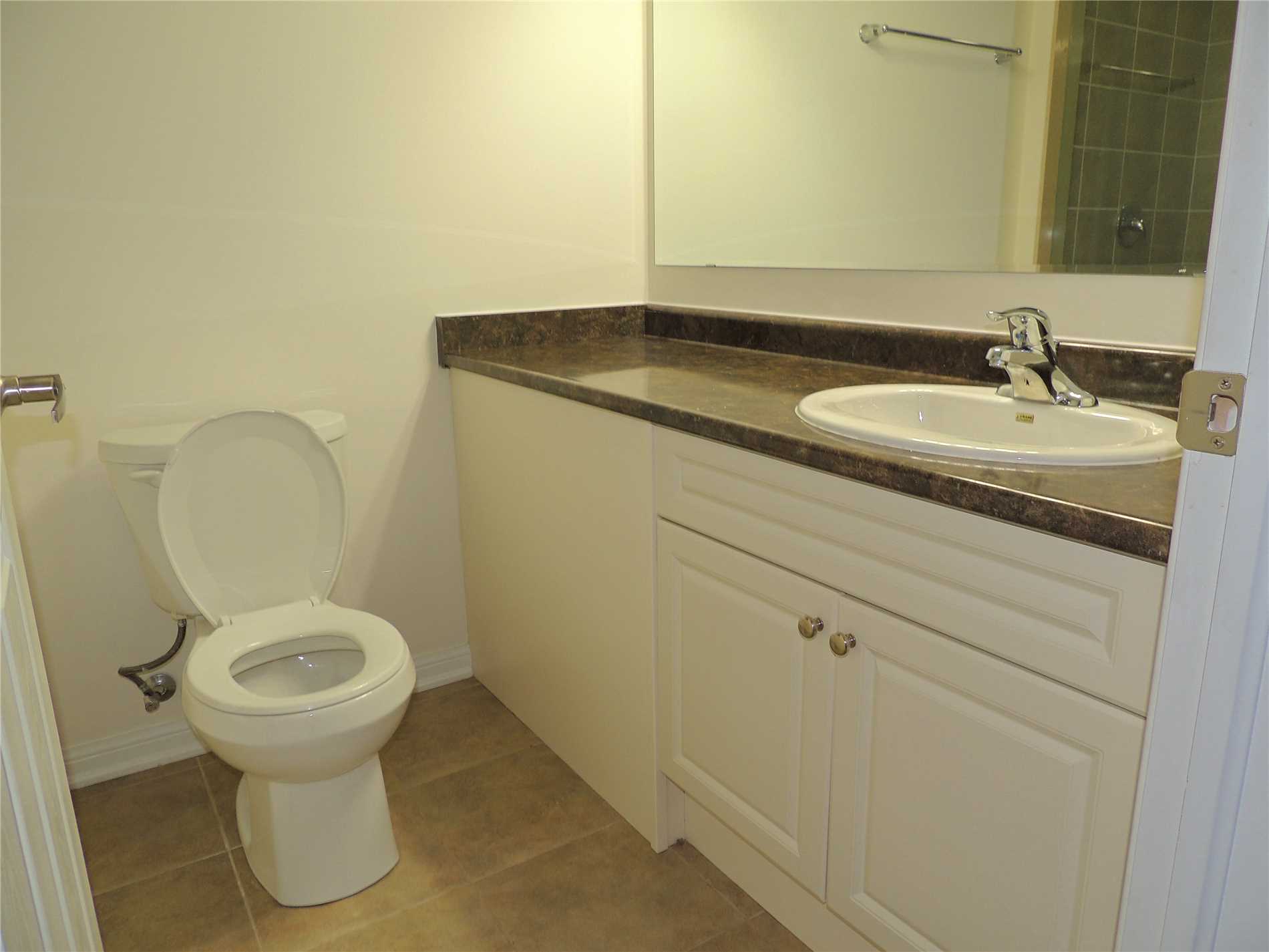 60 Baycliffe Cres, #303