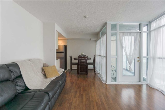 Listing W4033242 - Large Photo # 9