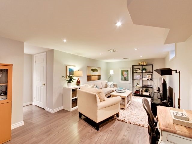 Listing W3644702 - Large Photo # 12