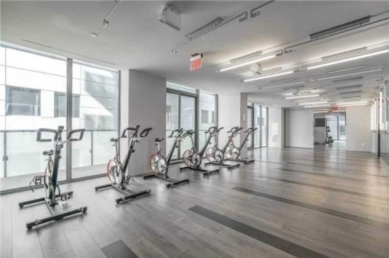 101 Peter St, #2511