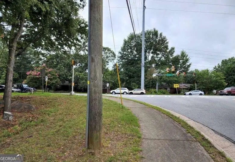 3061 Sandy Plains Road