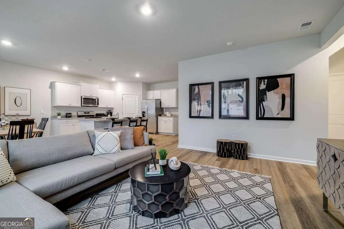 4 Gladewater Drive