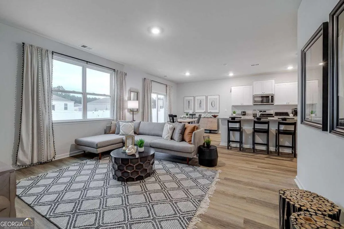 4 Gladewater Drive