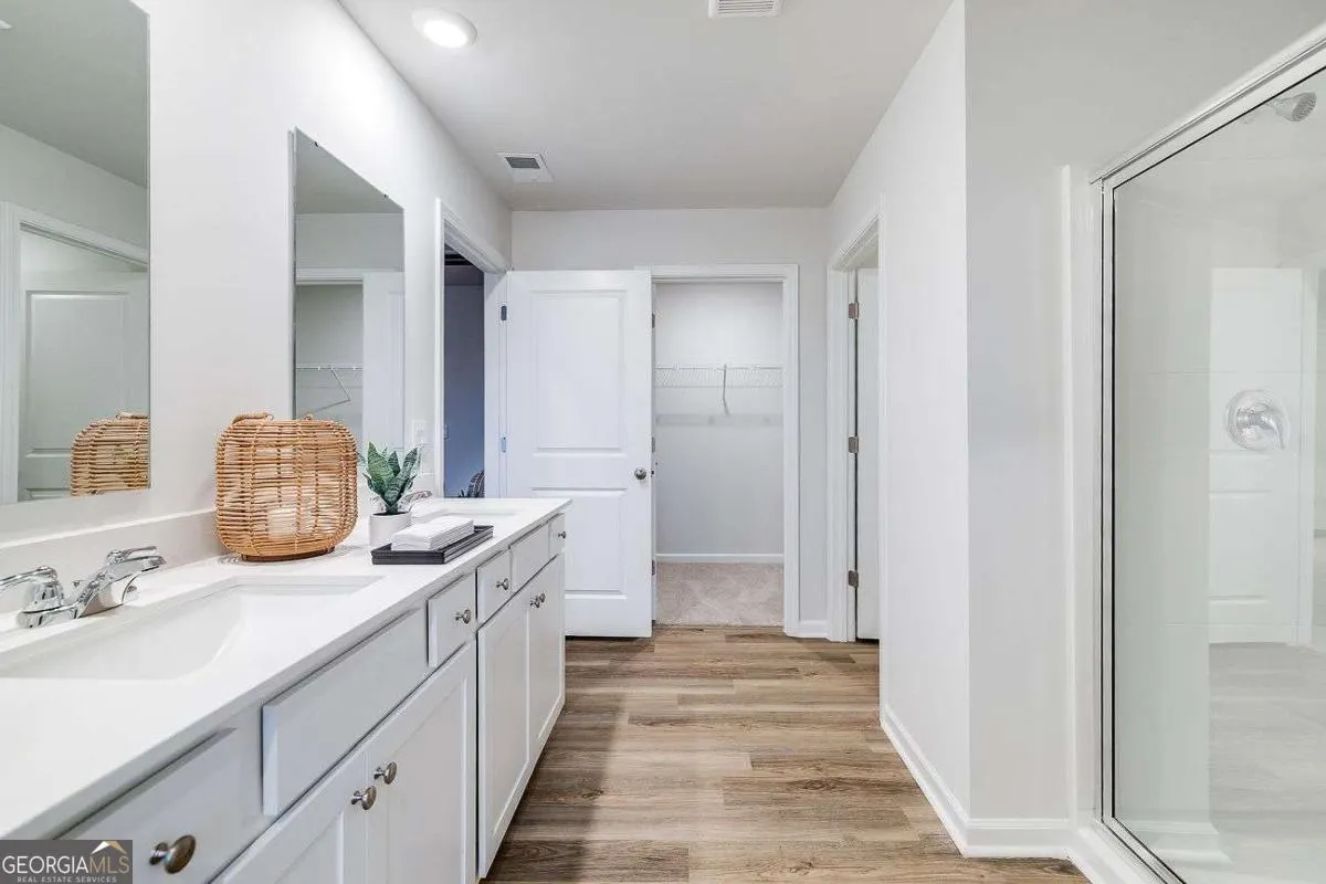 4 Gladewater Drive