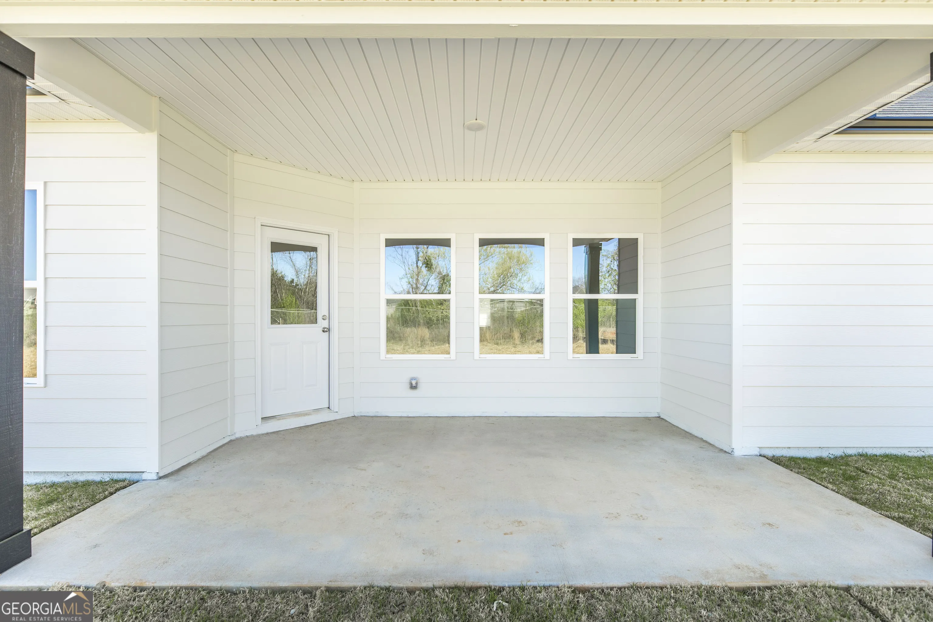 112 Monroe Court