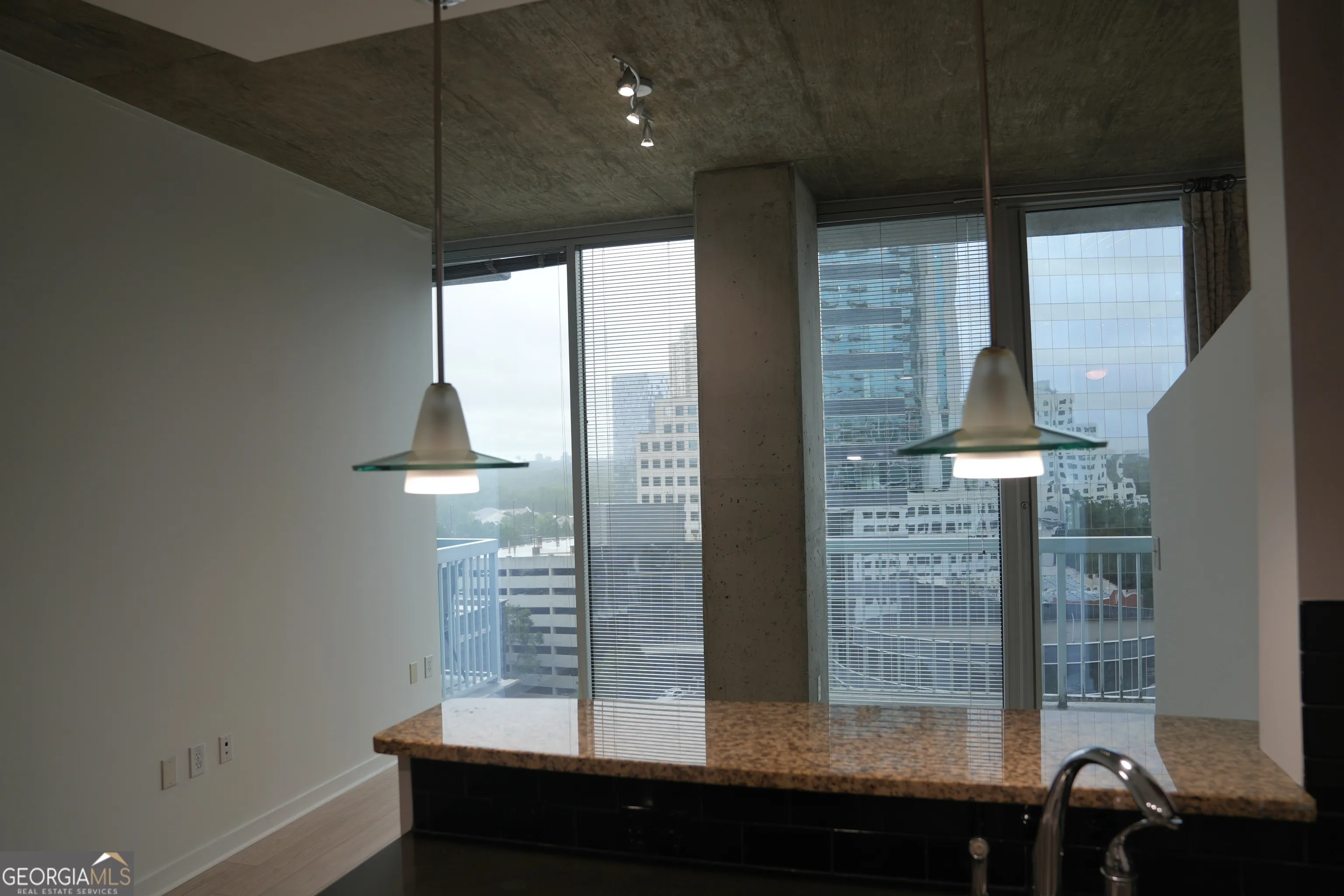 1013 3324 Peachtree Road NE, #1013