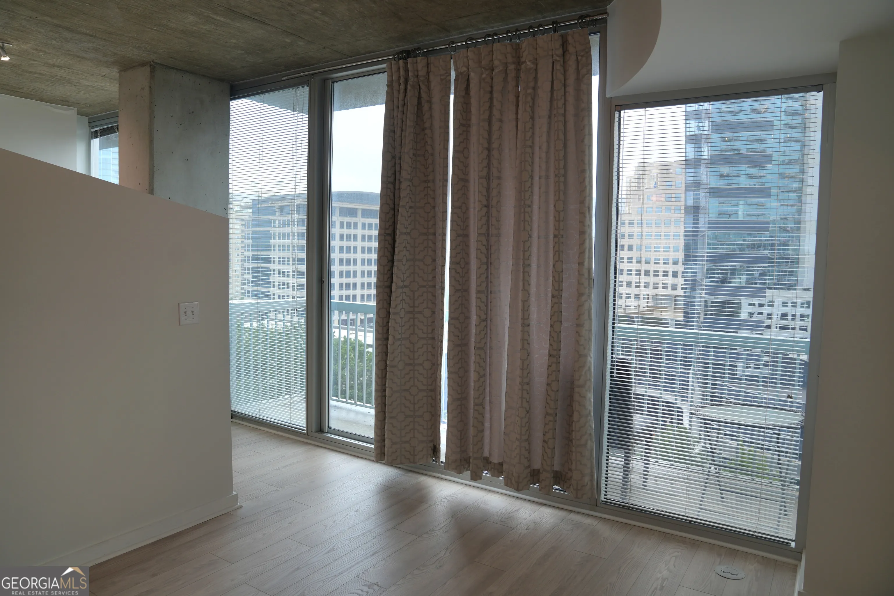 1013 3324 Peachtree Road NE, #1013