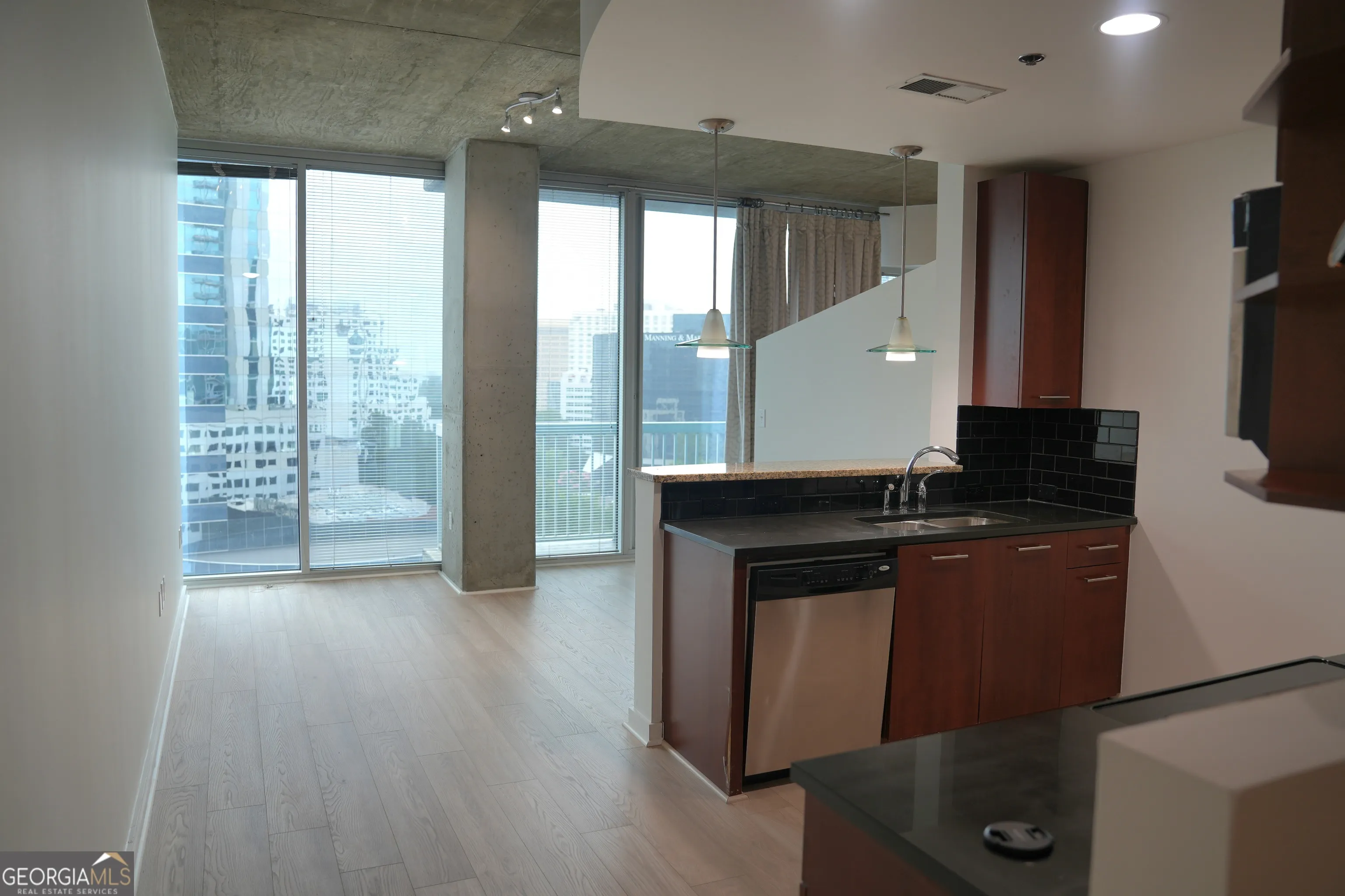 1013 3324 Peachtree Road NE, #1013