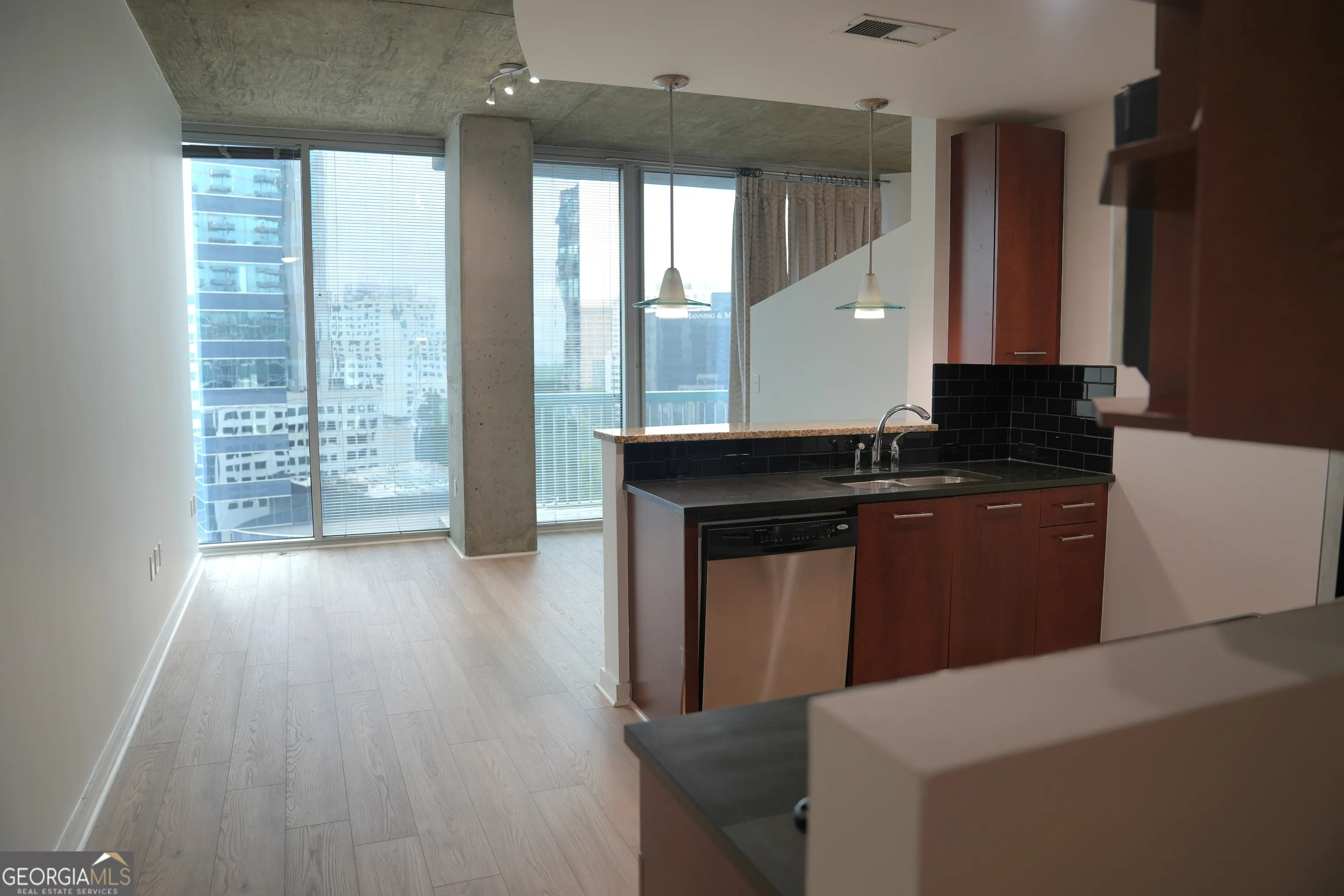 1013 3324 Peachtree Road NE, #1013