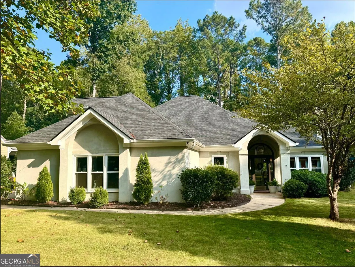 127 Kenton Place