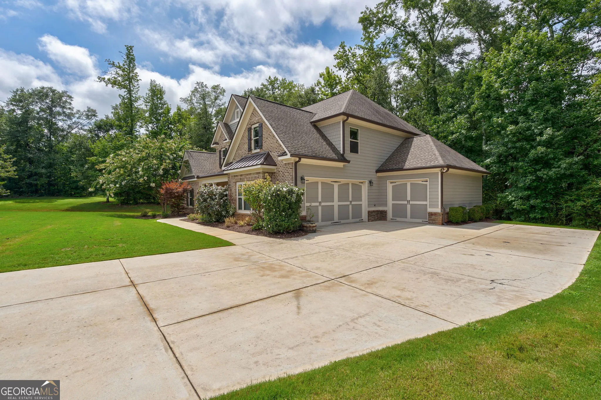 5542 Brookhaven Drive
