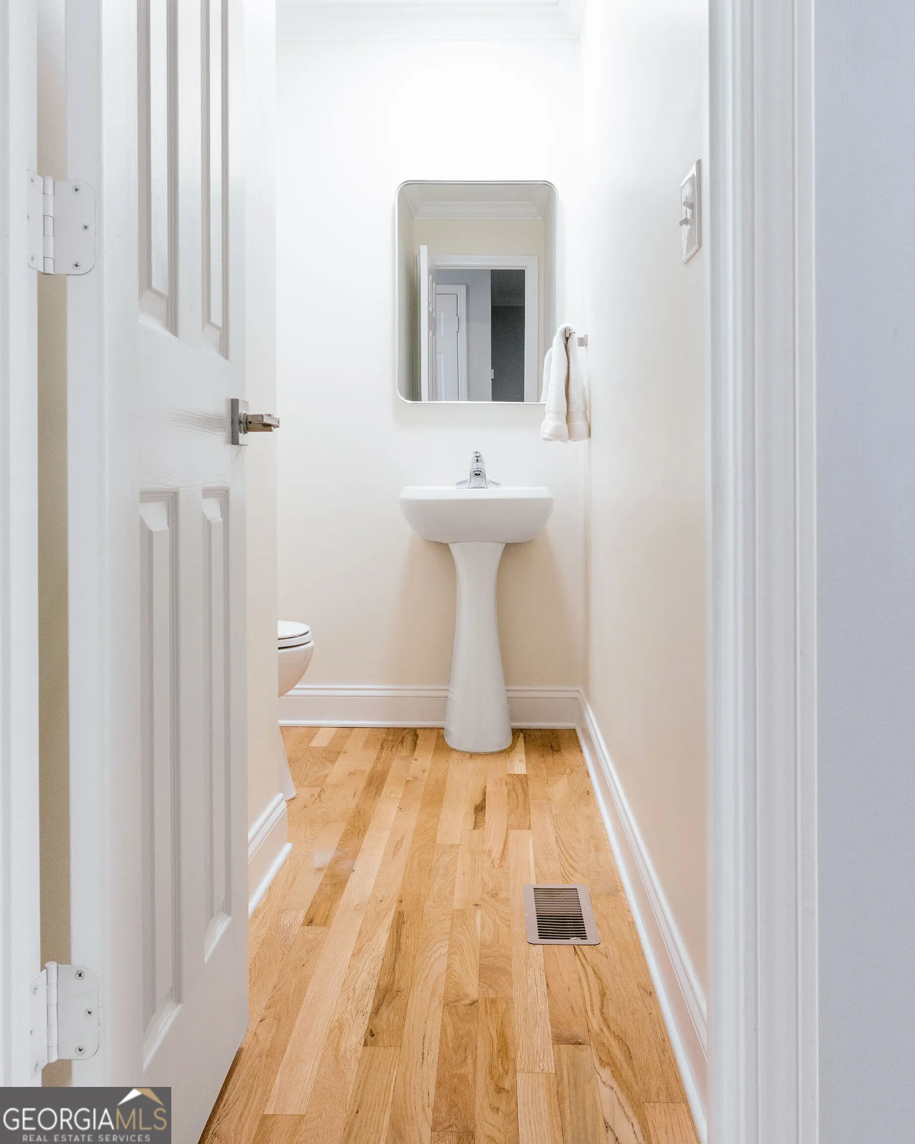 APT 8 860 Mitchell Bridge Road, #APT 8