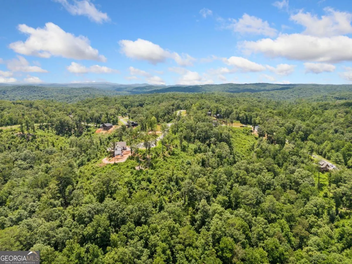 105 105 River Knoll Trail, #105