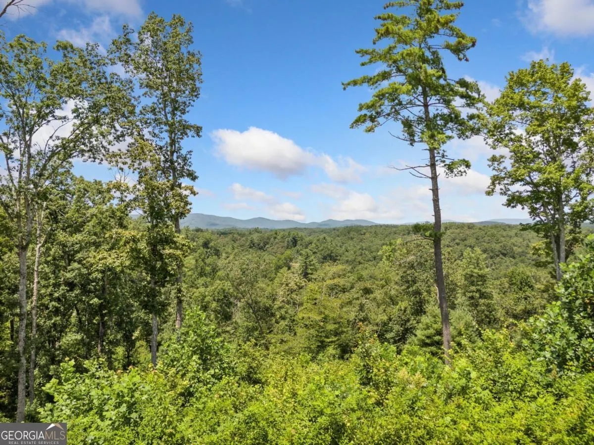 105 105 River Knoll Trail, #105