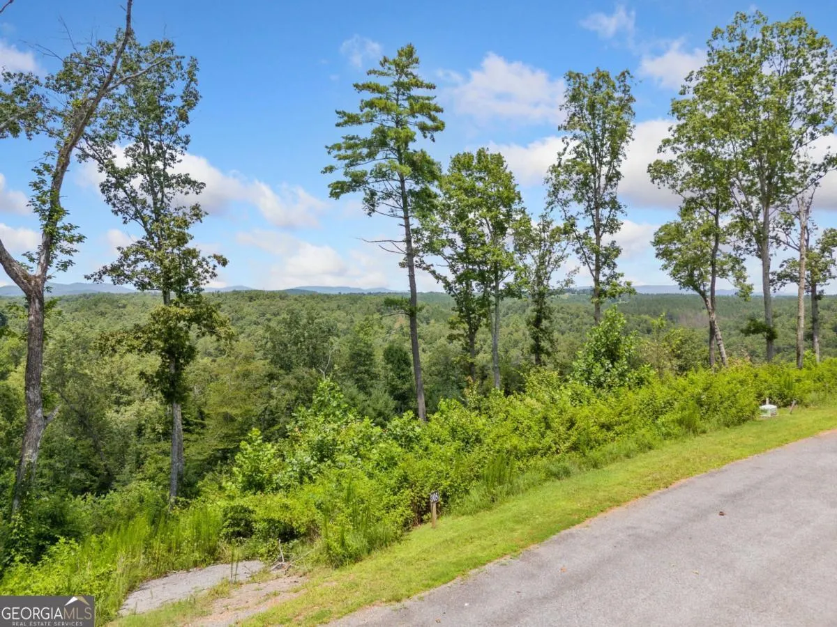 105 105 River Knoll Trail, #105