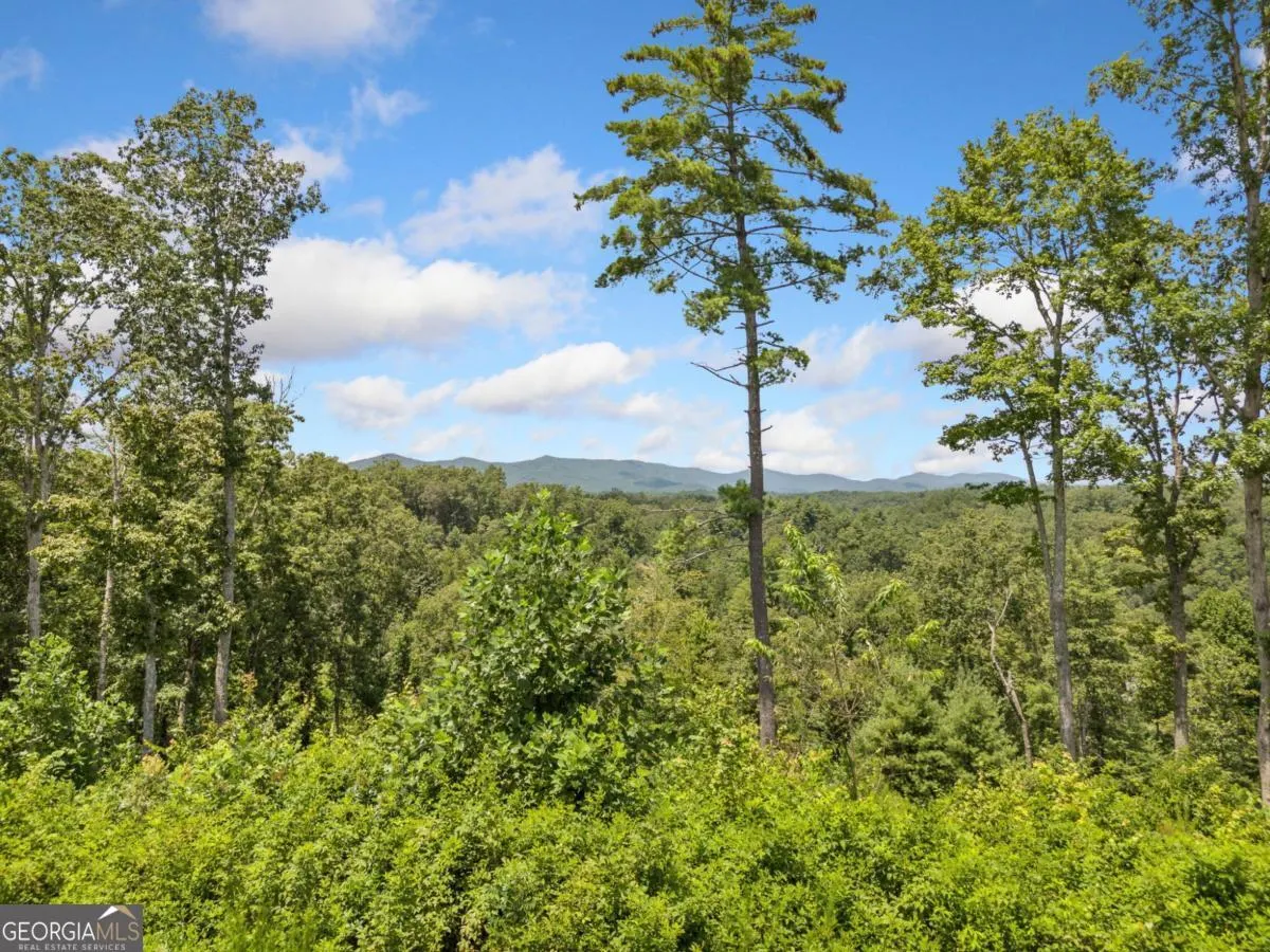105 105 River Knoll Trail, #105