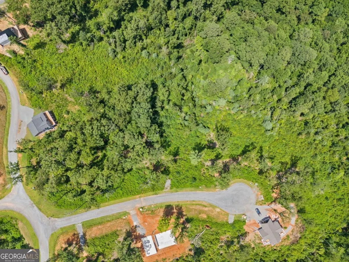 105 105 River Knoll Trail, #105