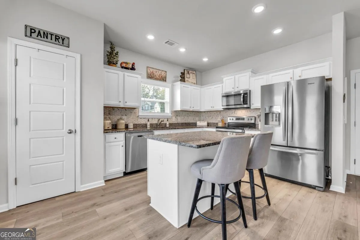 324 Quail Forest Circle
