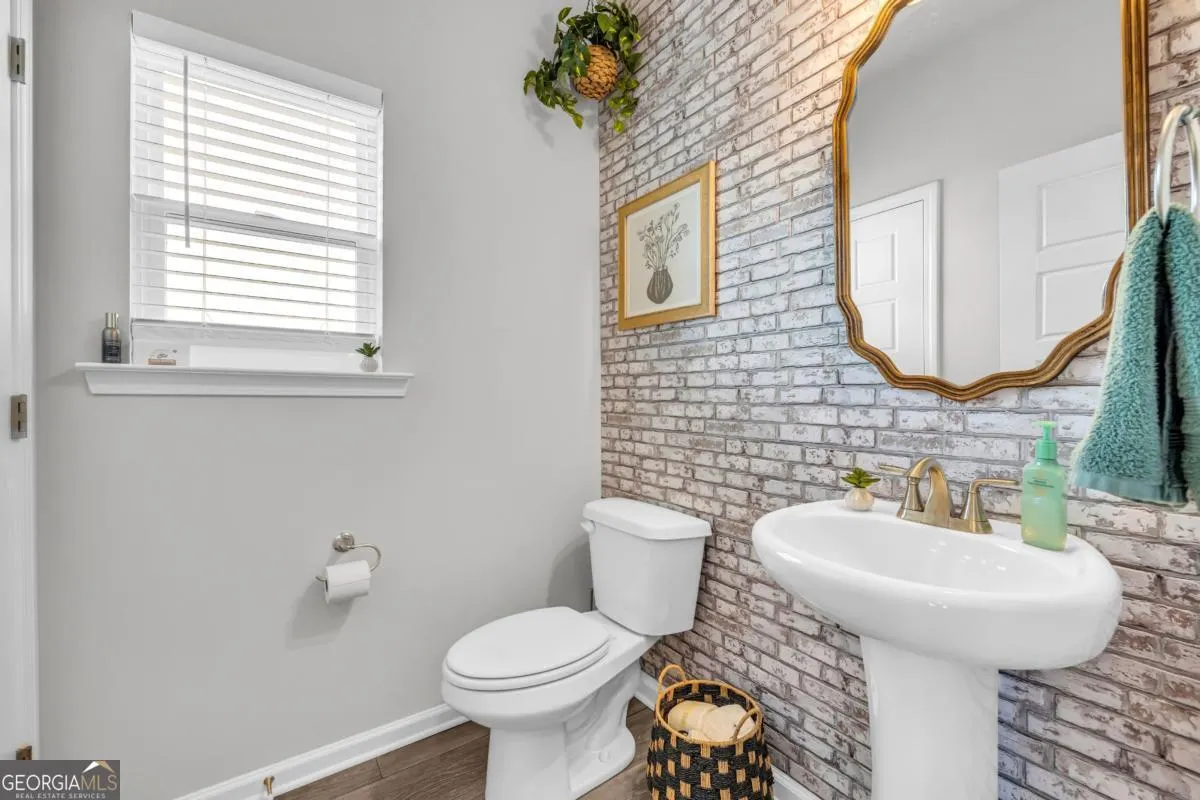 324 Quail Forest Circle