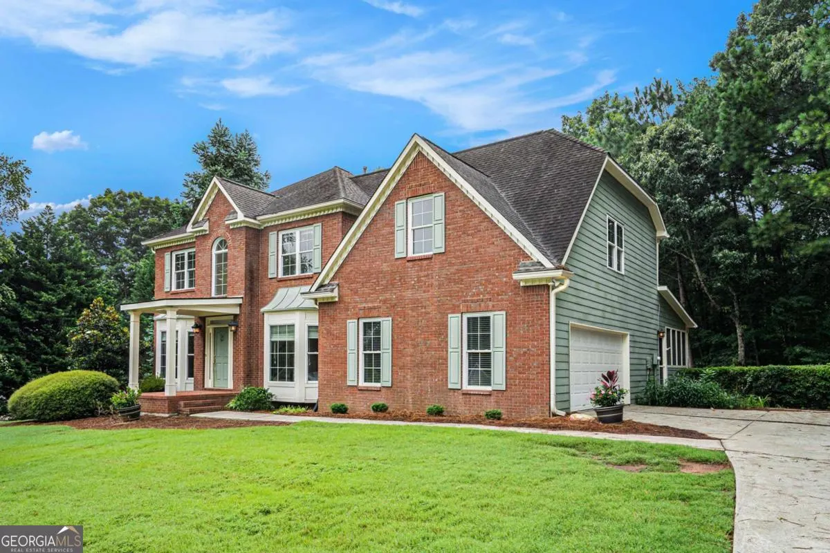 3630 Falls Trail
