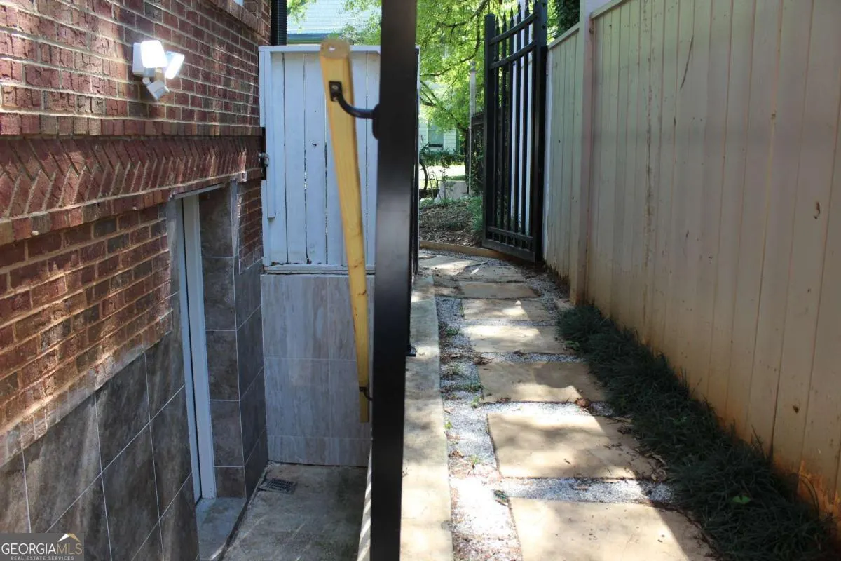 BASEMENT 1124 Center Street NW, #BASEMENT
