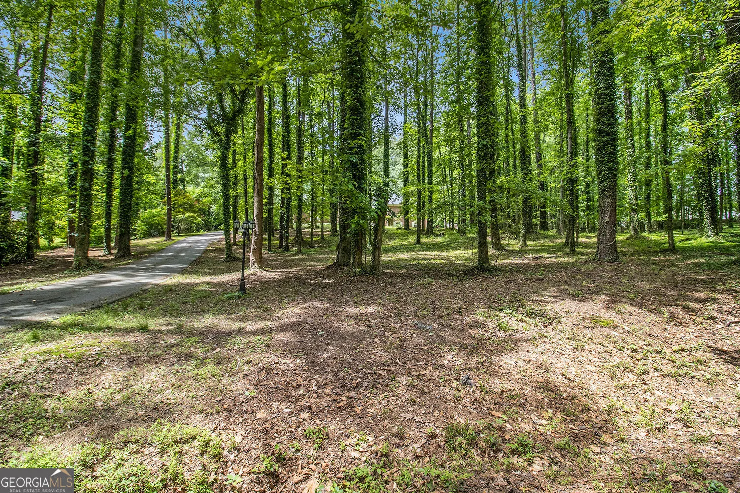 1600 Glenview Drive SW, #0
