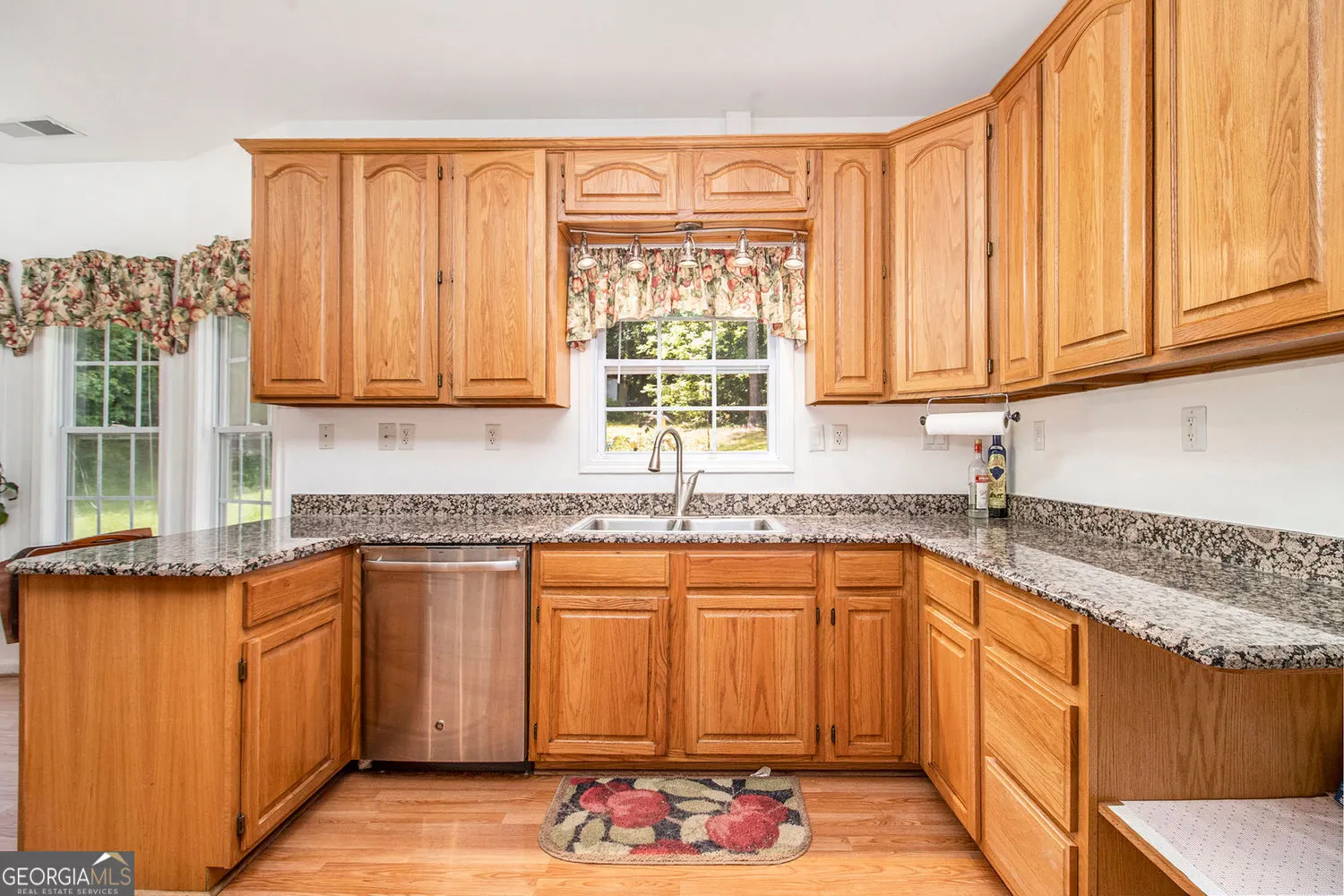 1600 Glenview Drive SW, #0
