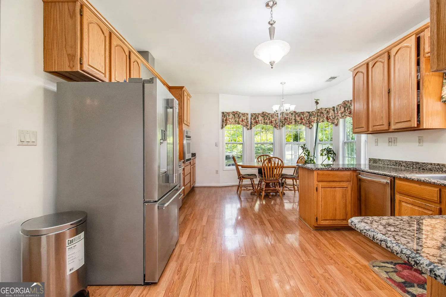 1600 Glenview Drive SW, #0