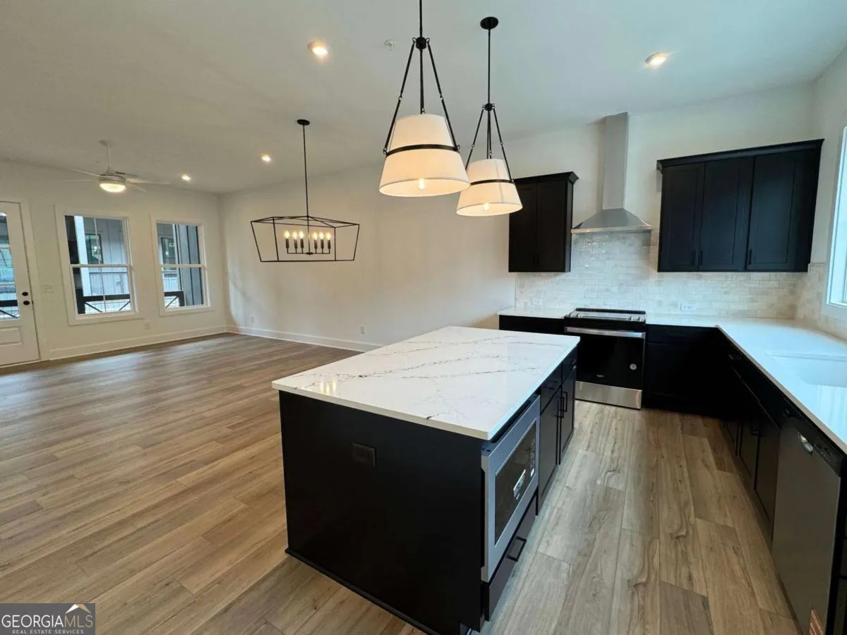 20 510 Burlrush Lane, #20