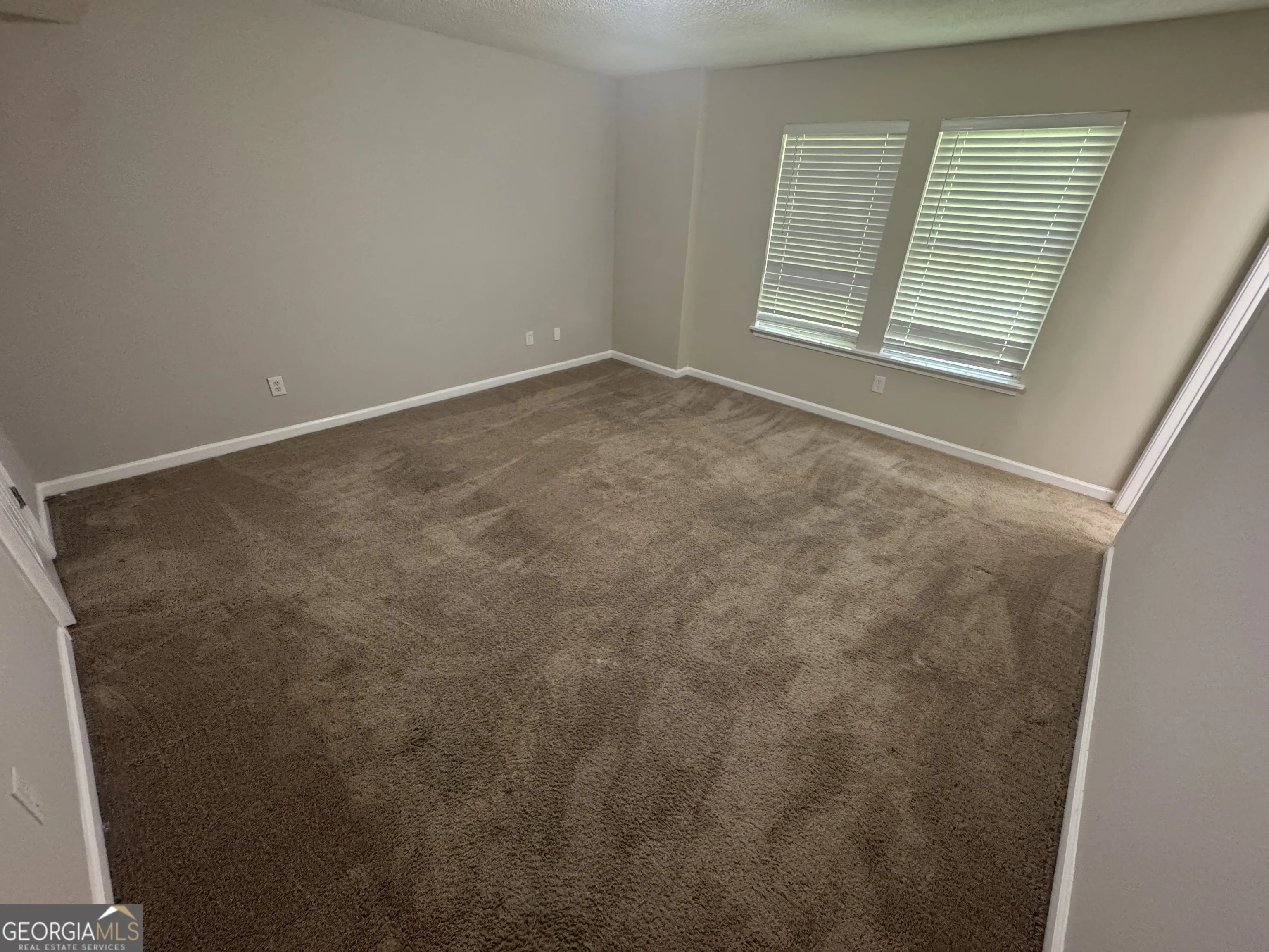 3159 W Point Circle