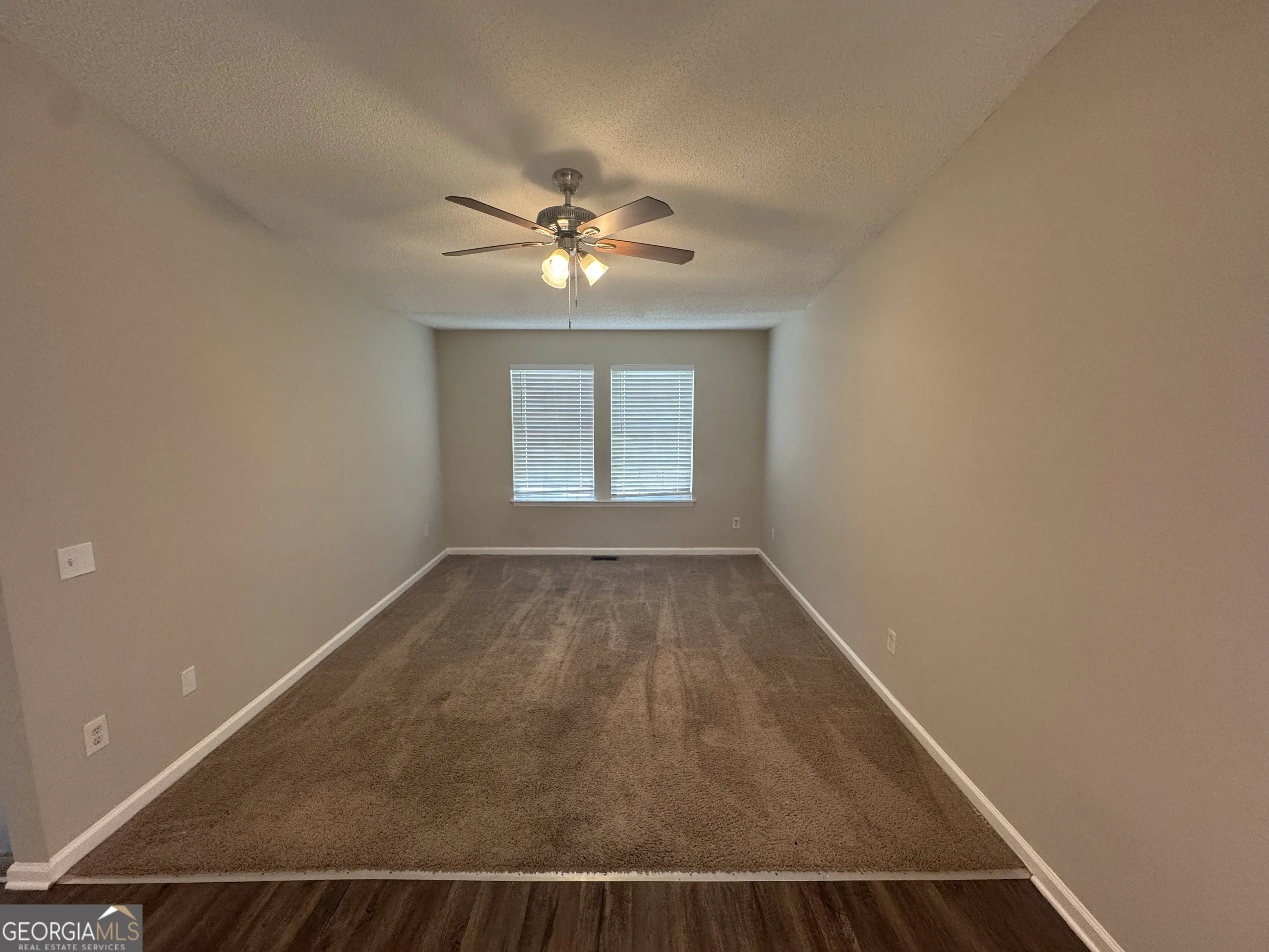 3159 W Point Circle