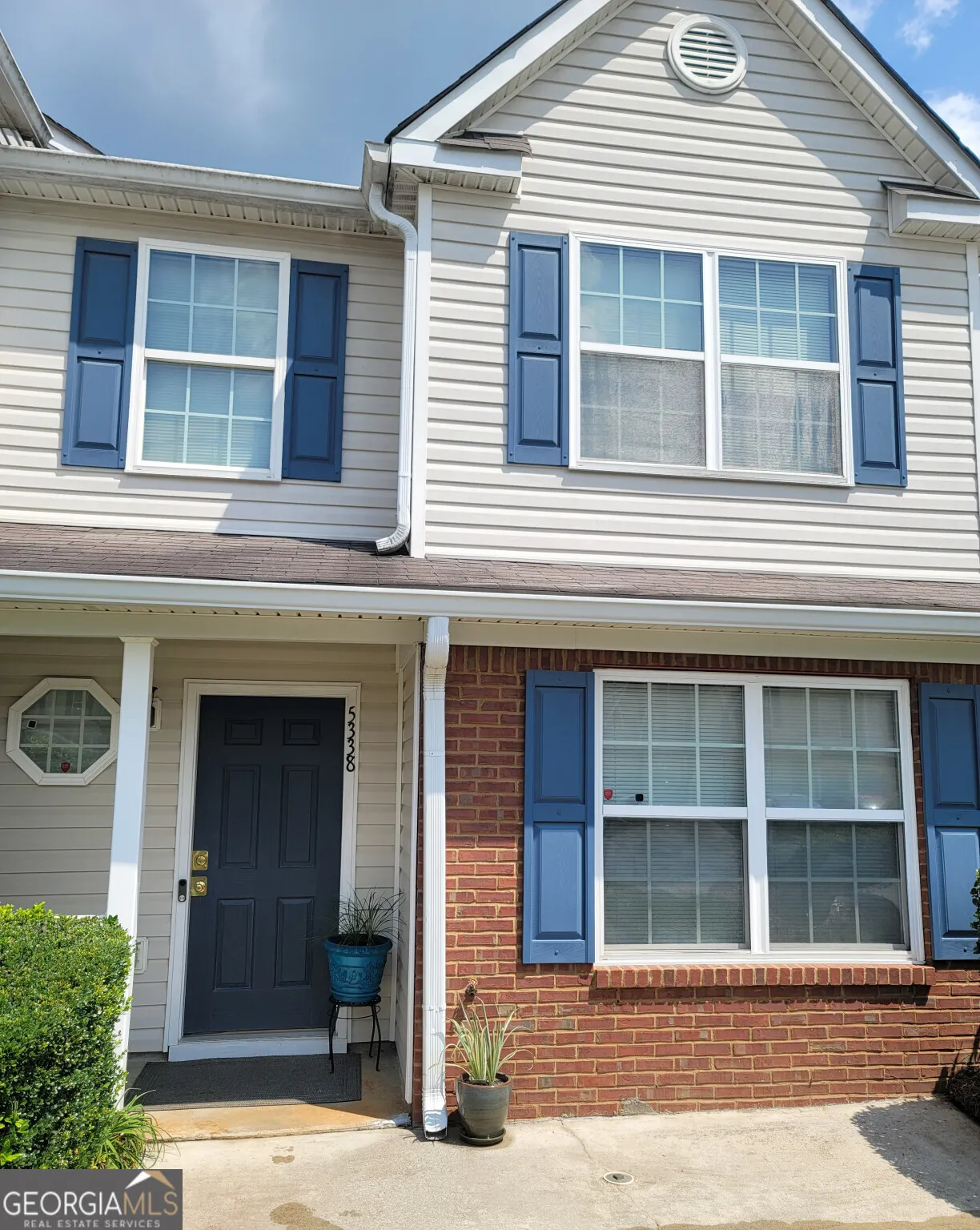 5338 Creekview Lane